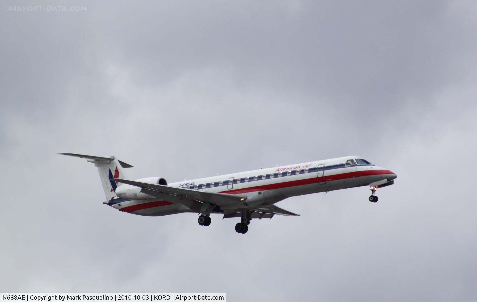 N688AE, 2004 Embraer ERJ-145LR (EMB-145LR) C/N 14500849, EMB-145LR