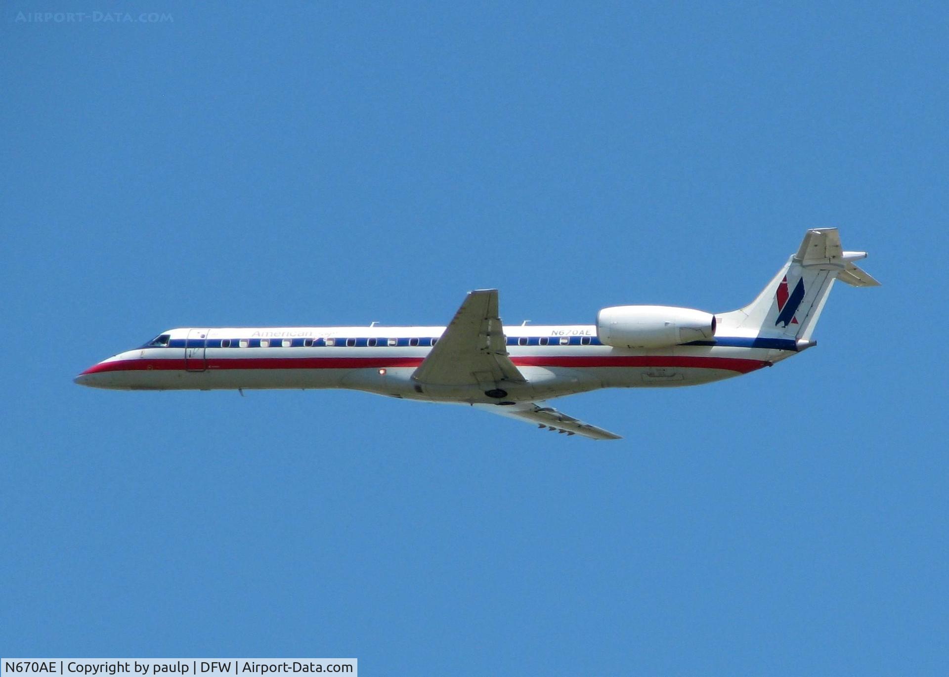 N670AE, 2004 Embraer ERJ-145LR (EMB-145LR) C/N 145790, Departing DFW.