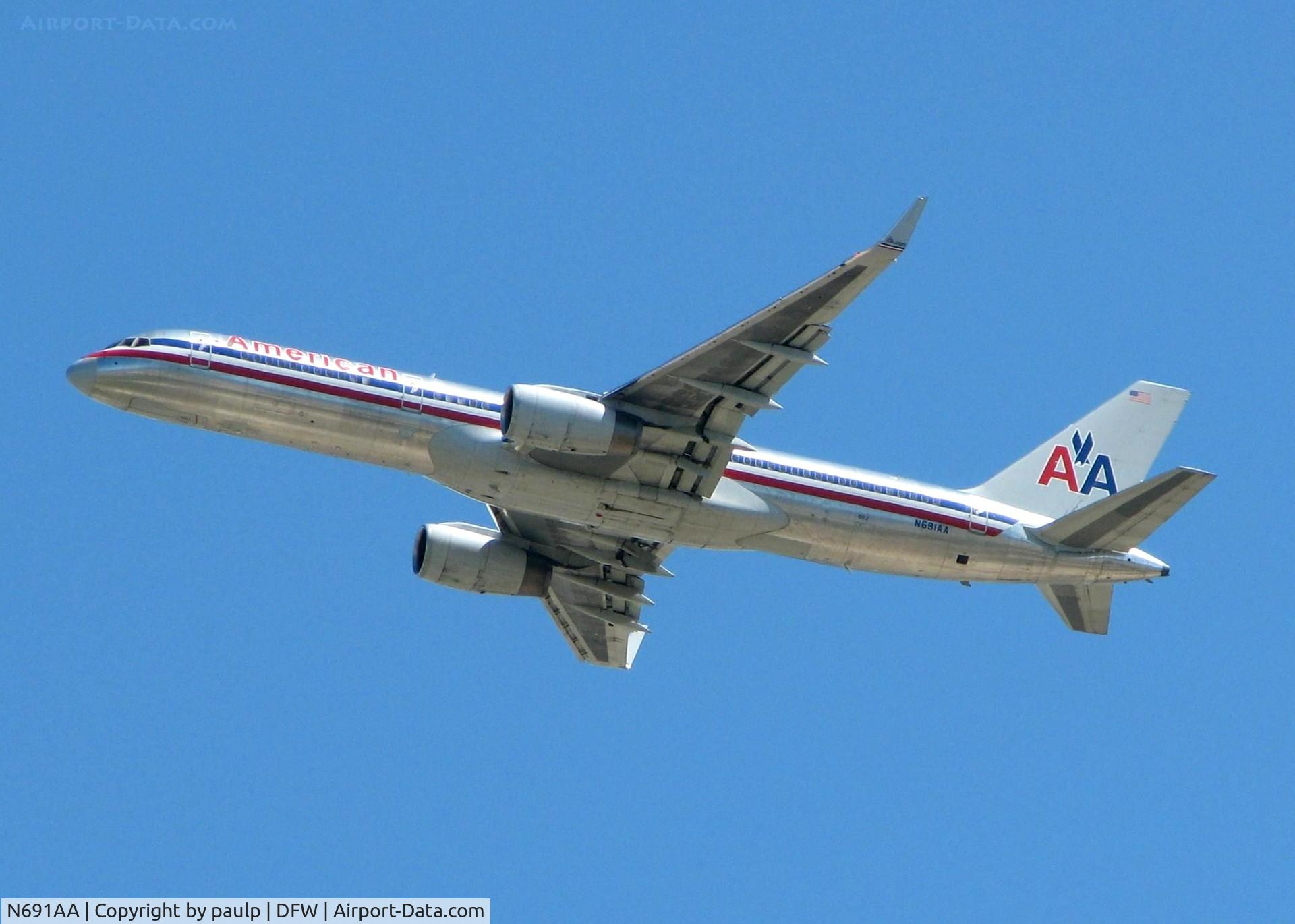 N691AA, 1993 Boeing 757-223 C/N 25697, Departing DFW.