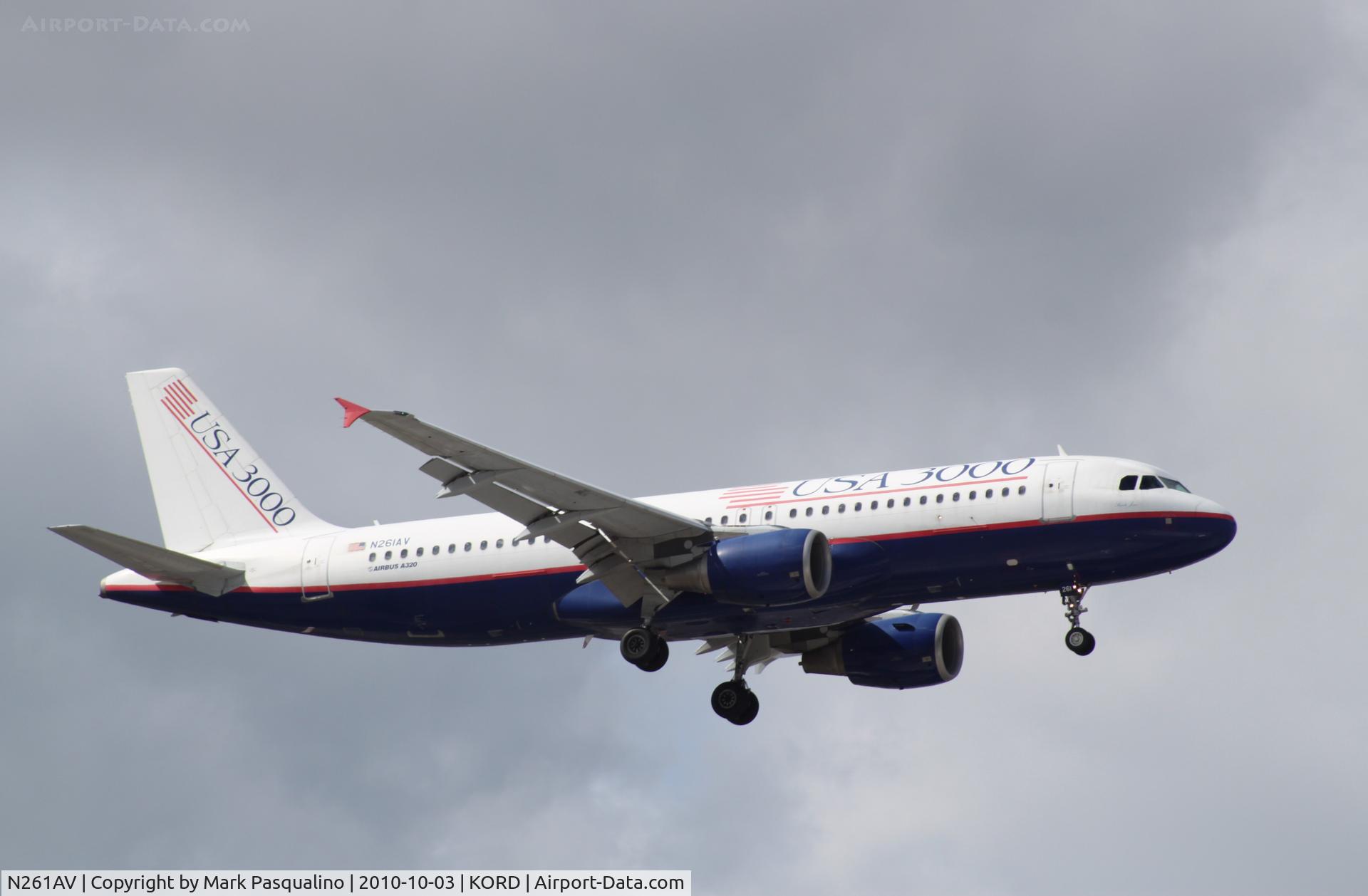 N261AV, 2001 Airbus A320-214 C/N 1615, Airbus A320