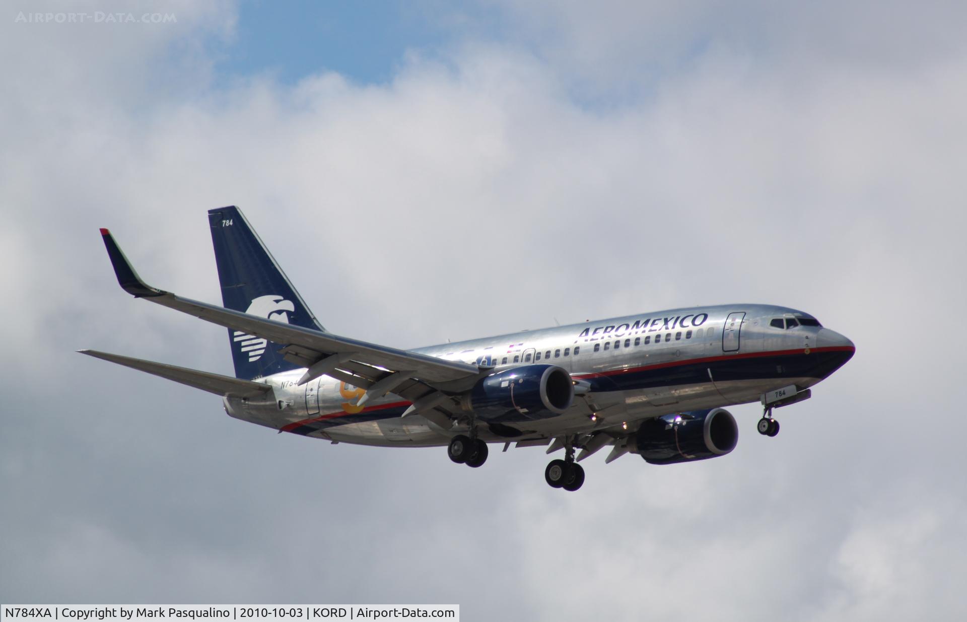 N784XA, 2003 Boeing 737-752 C/N 33784, Boeing 737-700