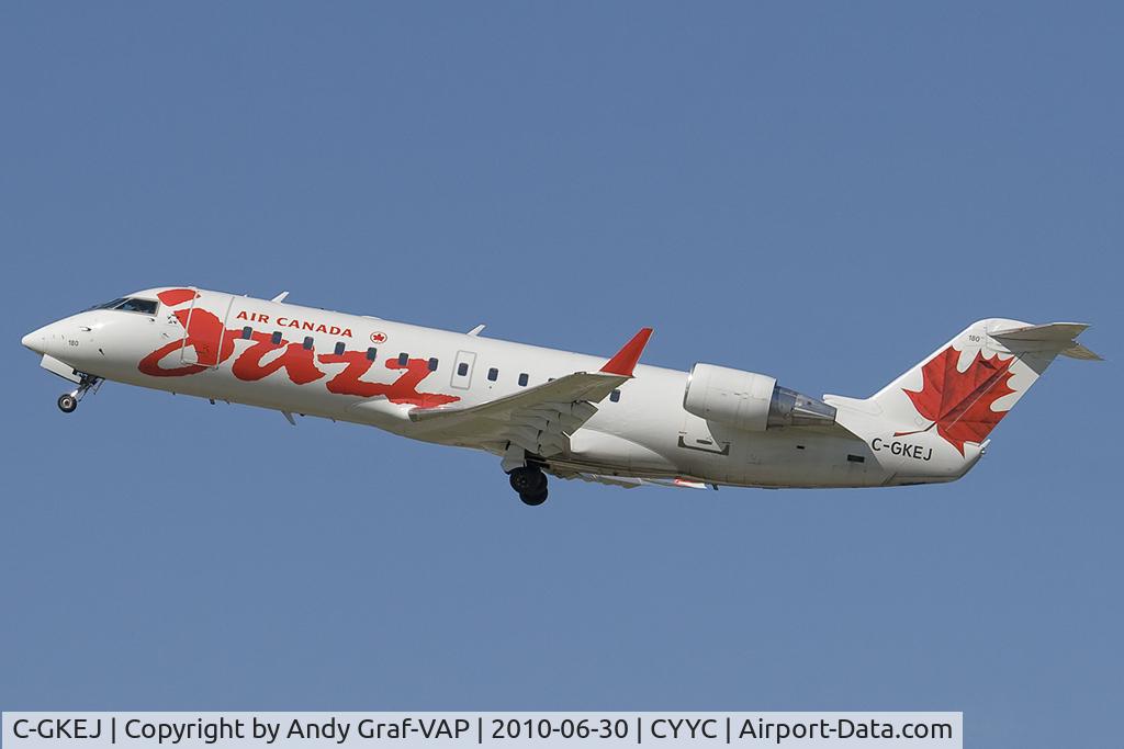 C-GKEJ, 1998 Bombardier CRJ-200ER (CL-600-2B19) C/N 7269, JAZZ CRJ