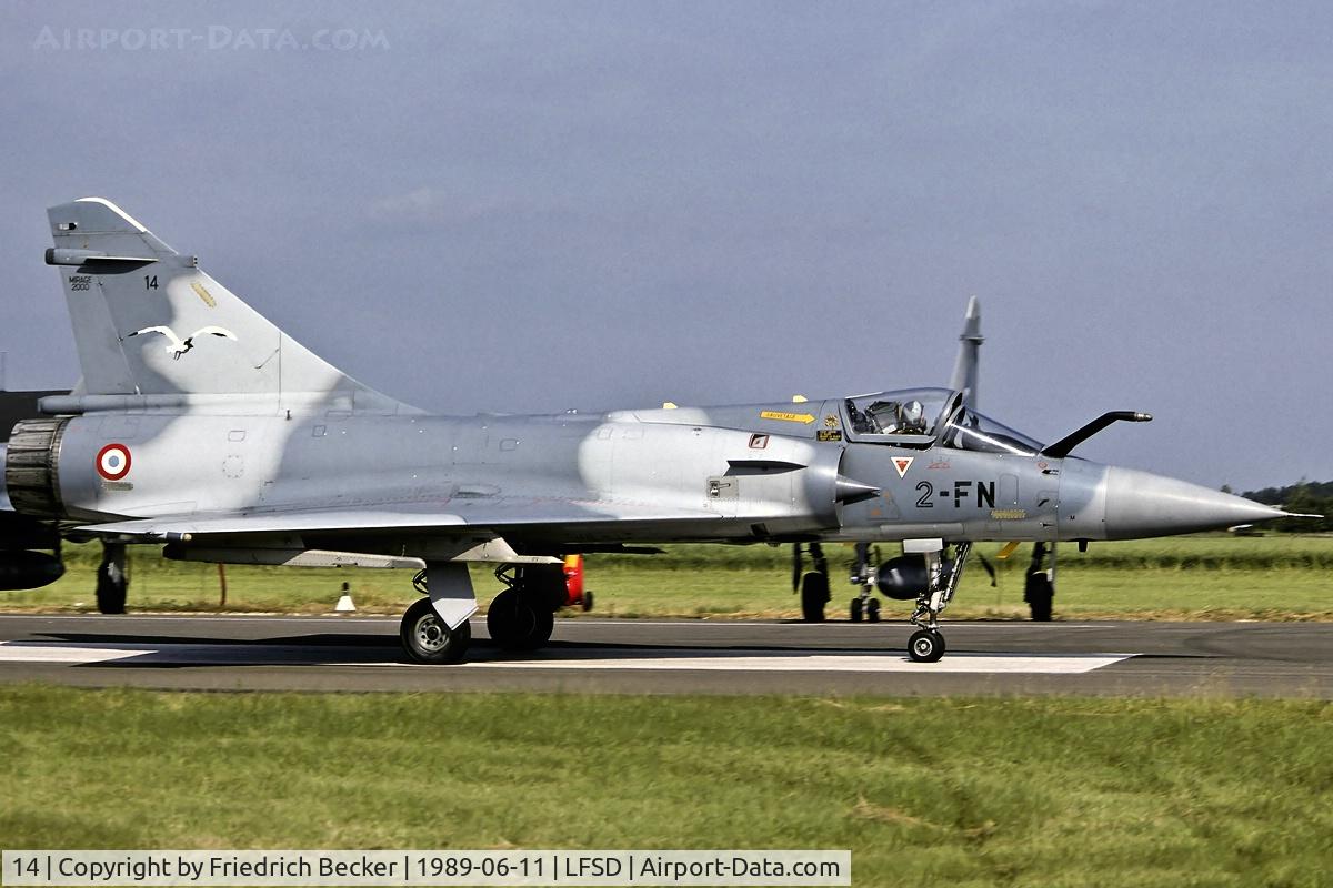 14, Dassault Mirage 2000C C/N 14, Dijon Meeting National May 1989