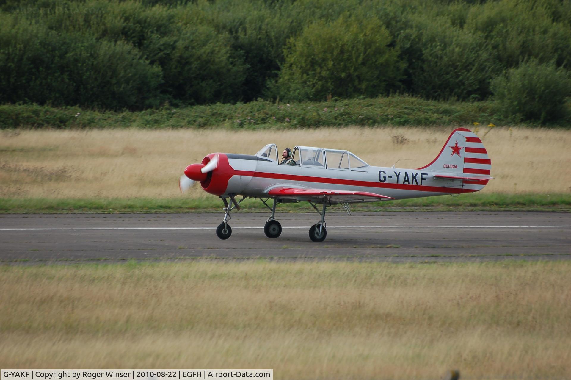 G-YAKF, 1991 Yakovlev (Aerostar) Yak-52 C/N 9111205, Landing Runway 22.
