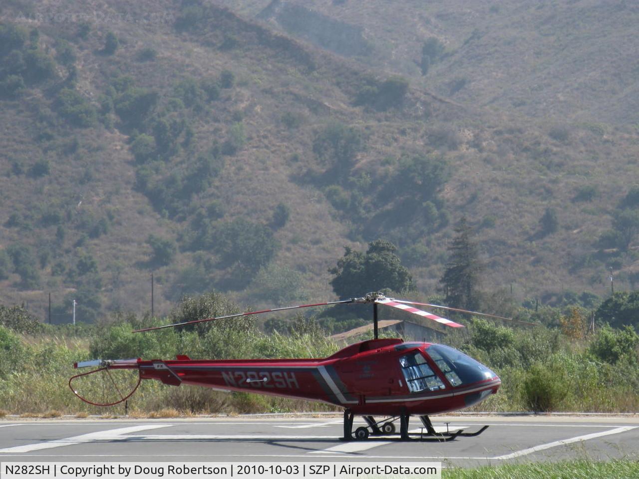 N282SH, 2005 Enstrom 280FX Shark C/N 2105, 2005 Enstrom 280FX SHARK, Lycoming HIO-360-F1AD 225 Hp with Rotomaster 3BT5EE10J2 Turbocharger, three seats, at SZP Helipad