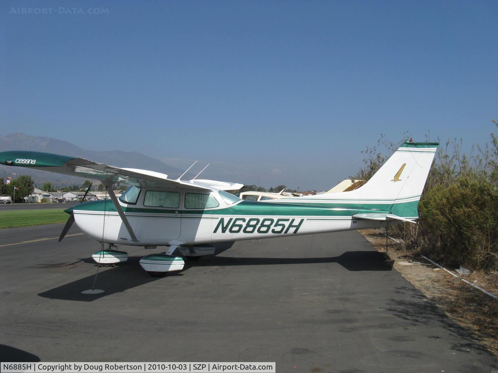 N6885H, 1975 Cessna 172M C/N 17265626, 1975 Cessna 172M, Lycoming O-320-E2D 150 Hp