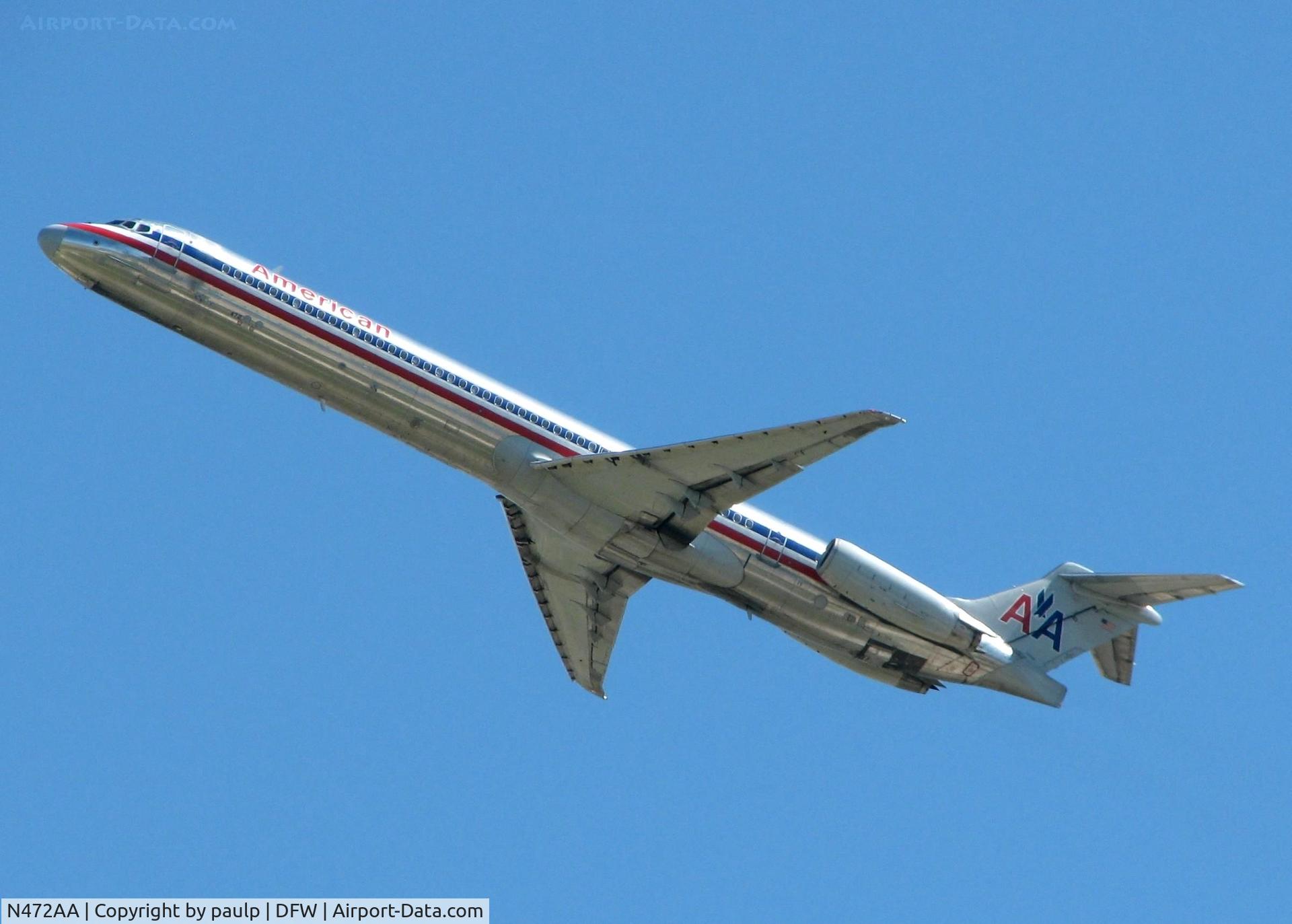 N472AA, 1988 McDonnell Douglas MD-82 (DC-9-82) C/N 49647, Departing DFW.