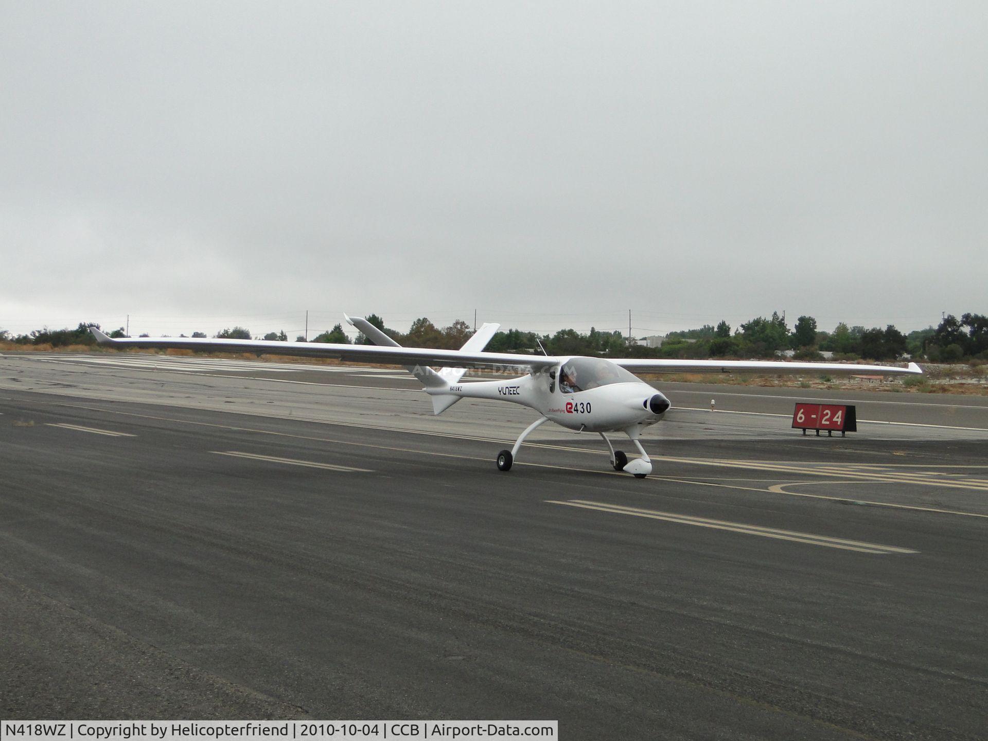 N418WZ, Yuneec E430 C/N YN-E430-0004, Electric engine started and preparing for taxxing