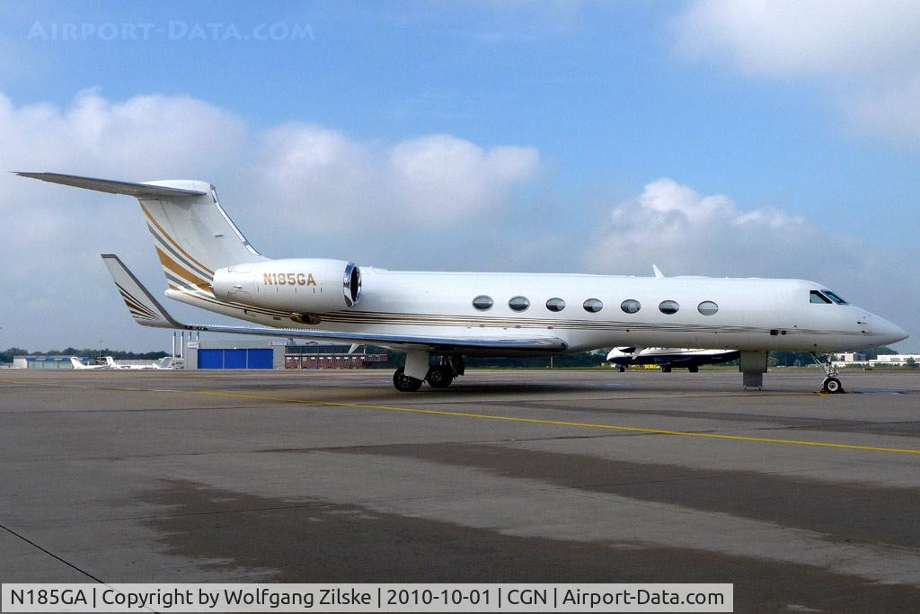 N185GA, 2008 Gulfstream Aerospace GV-SP (G550) C/N 5185, visitor