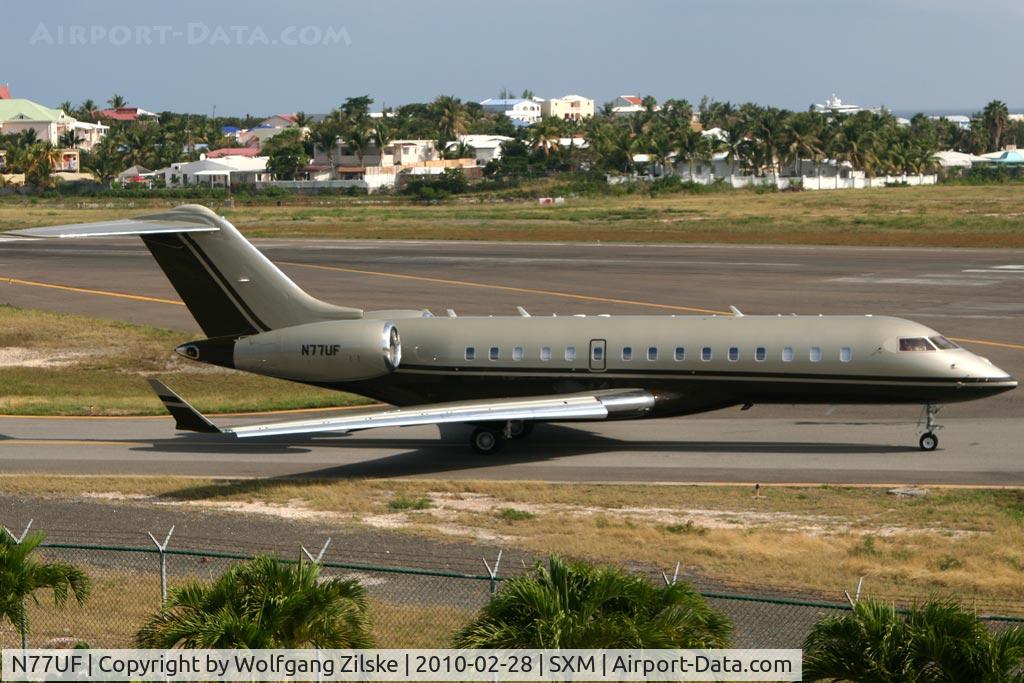 N77UF, 2008 Bombardier BD-700-1A10 Global Express C/N 9284, visitor