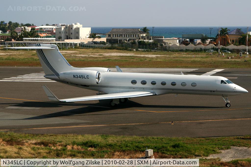 N345LC, 2007 Gulfstream Aerospace GV-SP (G550) C/N 5145, visitor