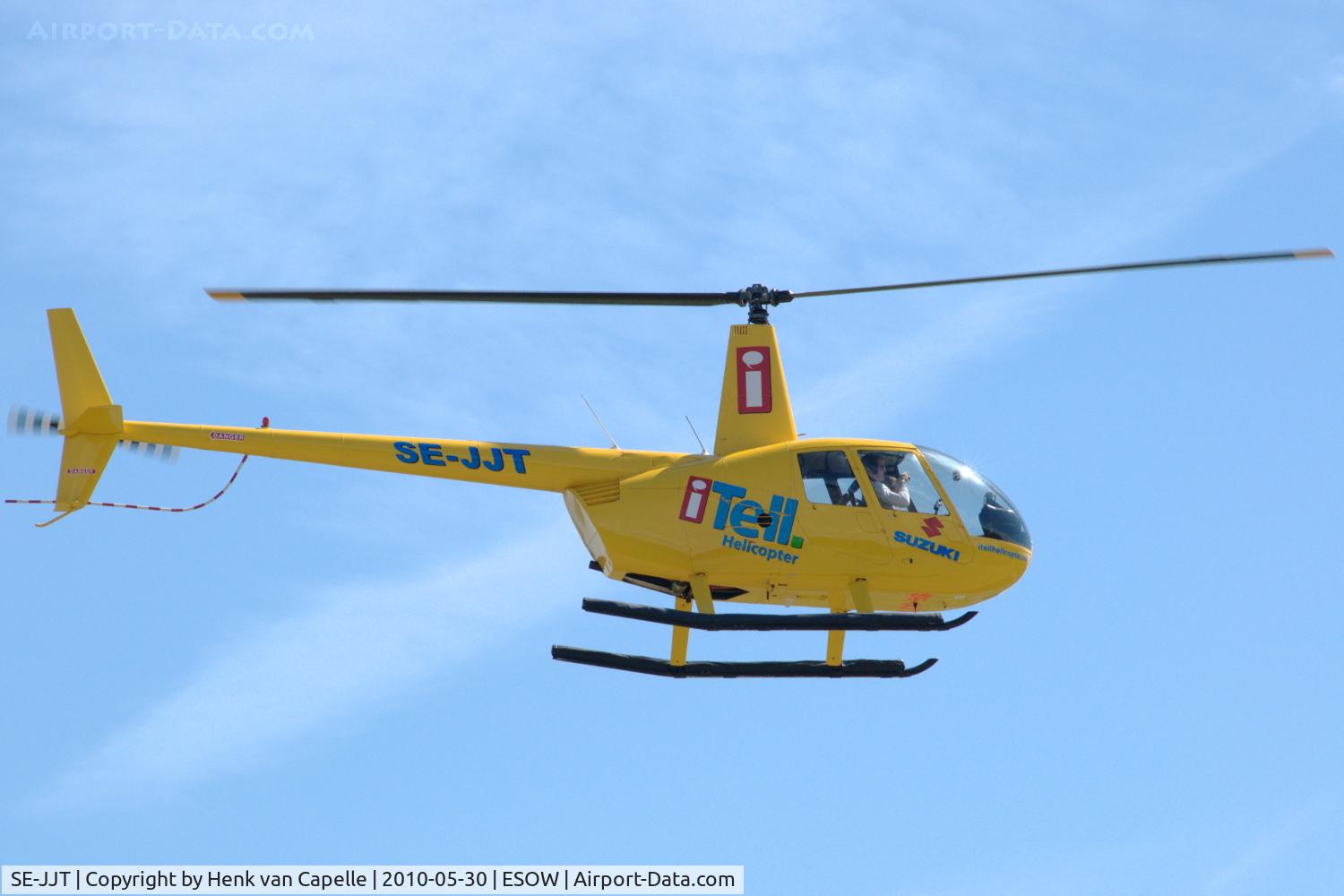SE-JJT, 2006 Robinson R44 Clipper II C/N 11479, Robinson R44 Clipper II used by iTell Helicopters for flightseeing from Västerås Hässlö airport, Sweden, during the Roll-out air show 2010.