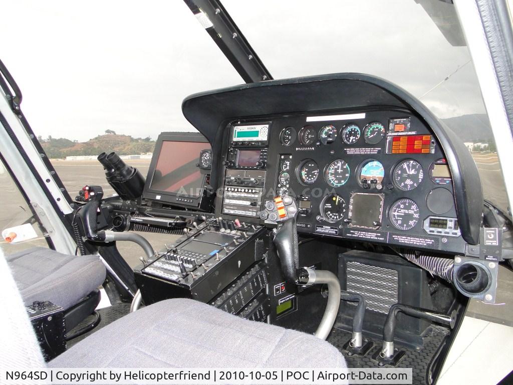 N964SD, Eurocopter AS-350B-2 Ecureuil Ecureuil C/N 3529, Cockpit area