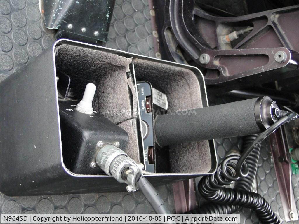 N964SD, Eurocopter AS-350B-2 Ecureuil Ecureuil C/N 3529, FLIR and Nitesun search light controls