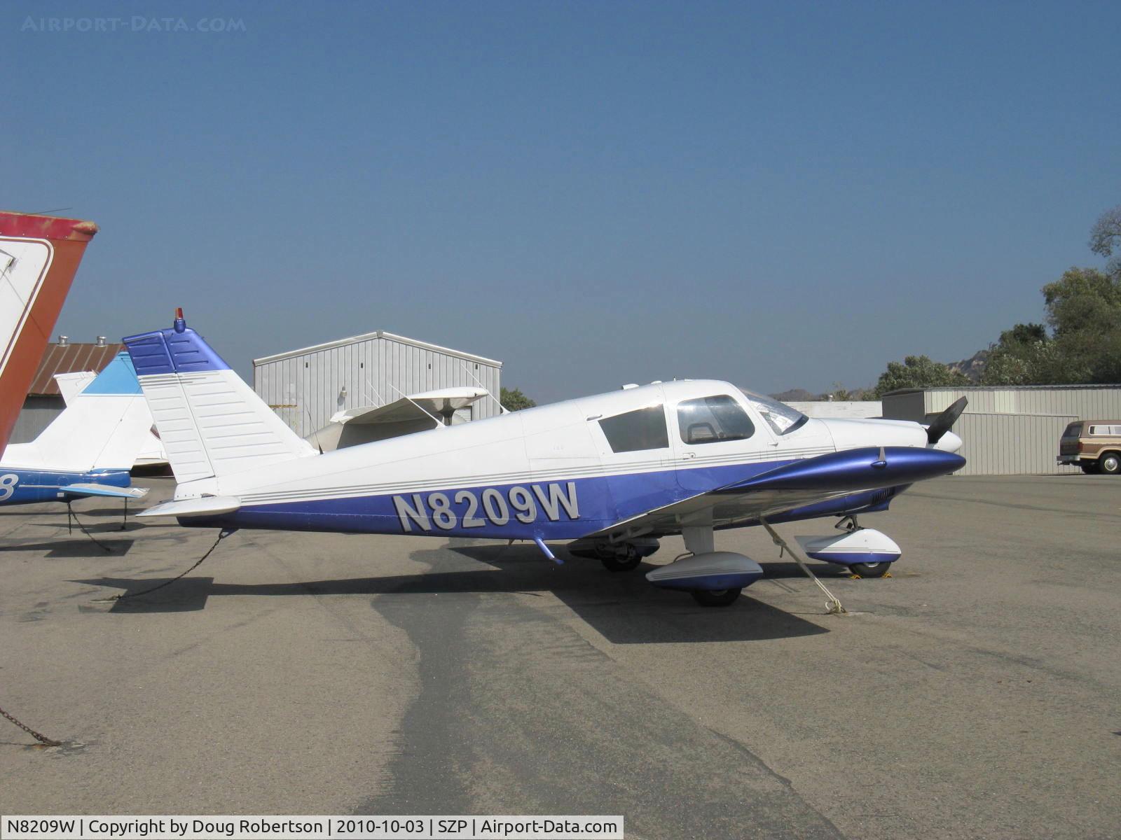 N8209W, 1965 Piper PA-28-180 Cherokee C C/N 28-2341, 1965 Piper PA-28-180 CHEROKEE C, Lycoming O-360-A3A 180 Hp, stunning refinish