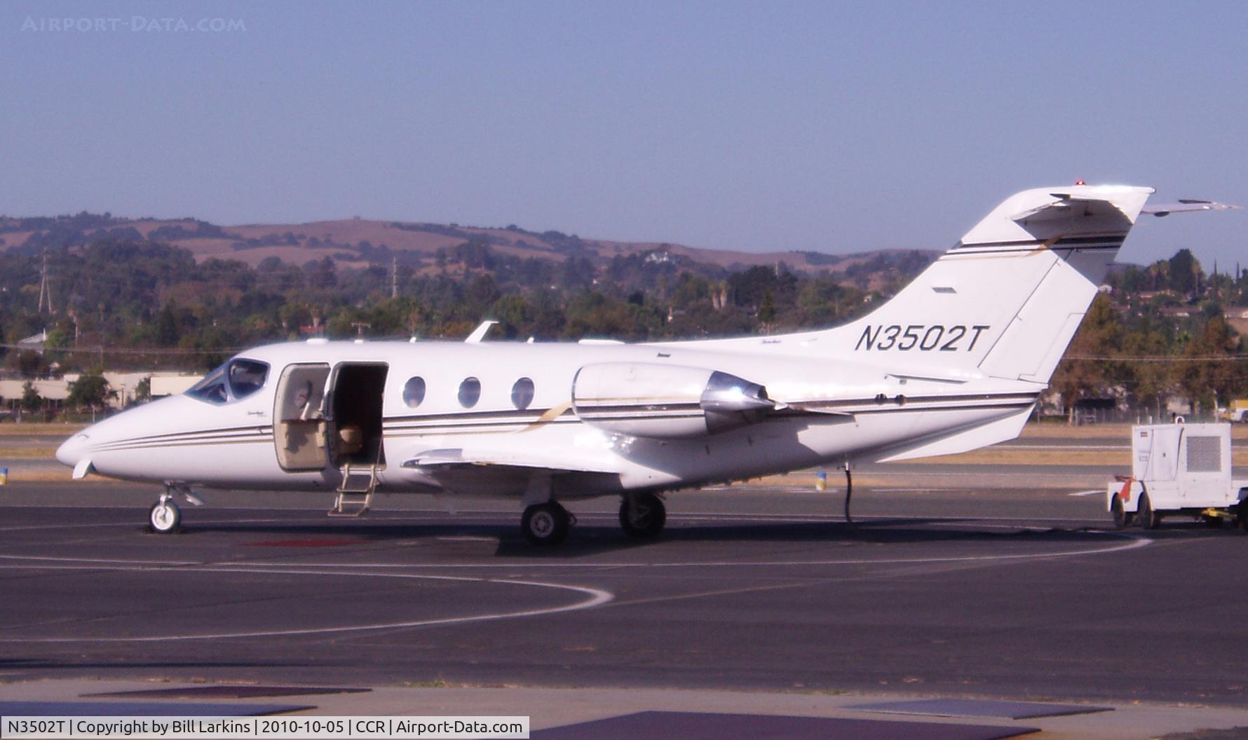 N3502T, 2008 Hawker Beechcraft 400A Beechjet C/N RK-572, Visitor