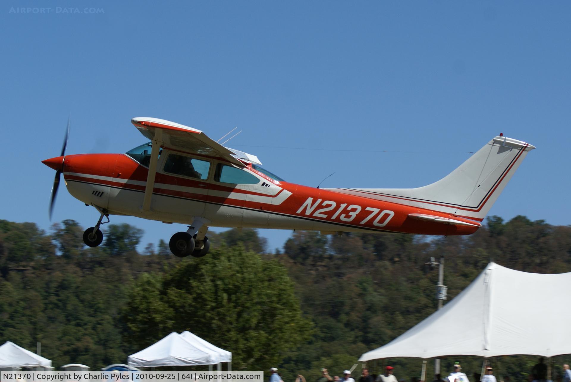 N21370, 1972 Cessna 182P Skylane C/N 18261591,  The world's best aviation photographers are our friends.