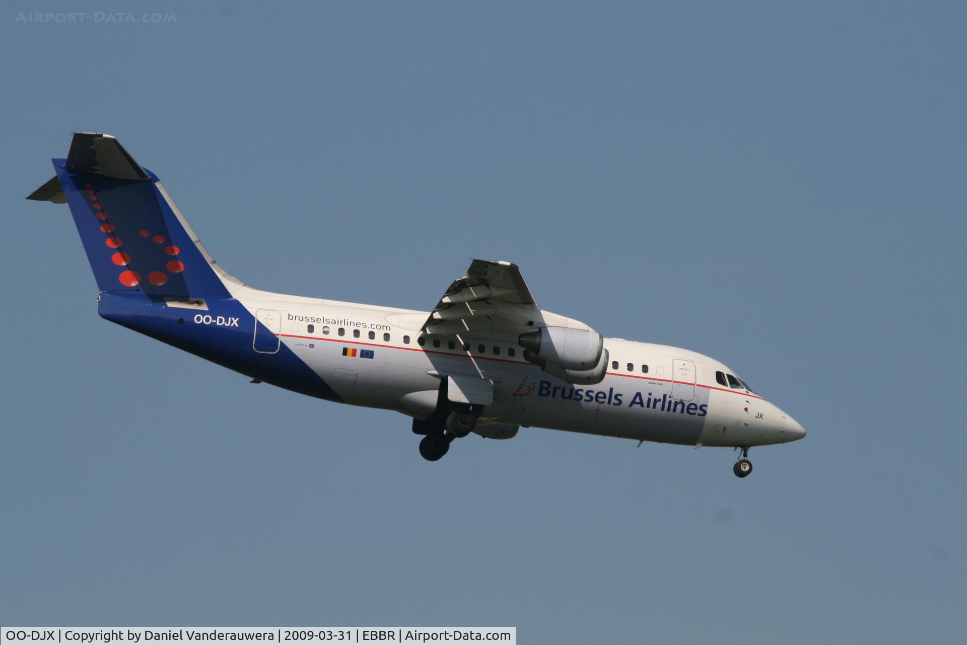 OO-DJX, 1996 British Aerospace Avro 146-RJ85 C/N E.2297, Flight SN2056 is descending to RWY 02