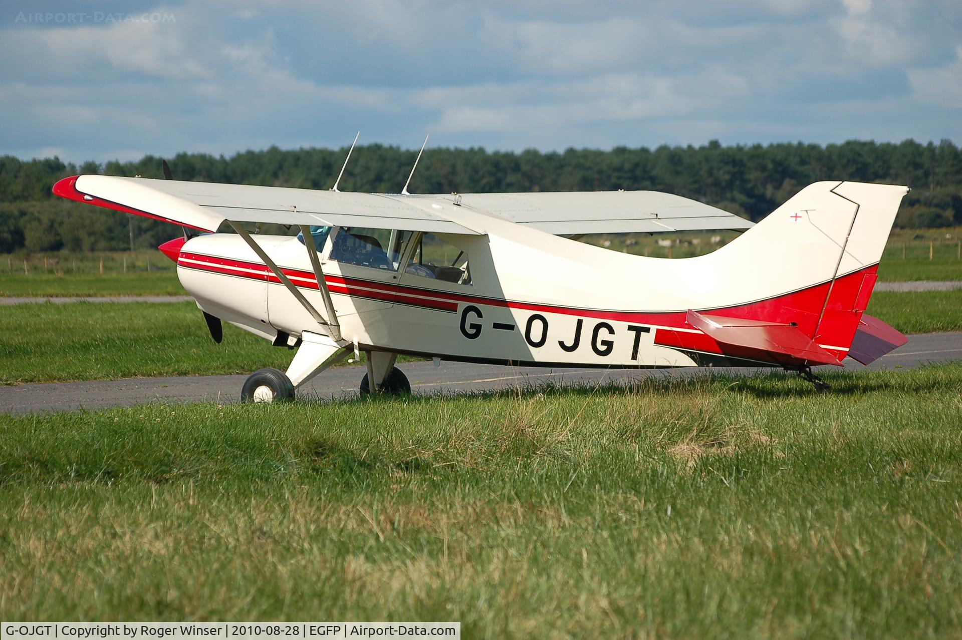 G-OJGT, 1979 Maule M-5-235C Lunar Rocket C/N 7285C, Maule Lunar Rocket at Pembrey Airport