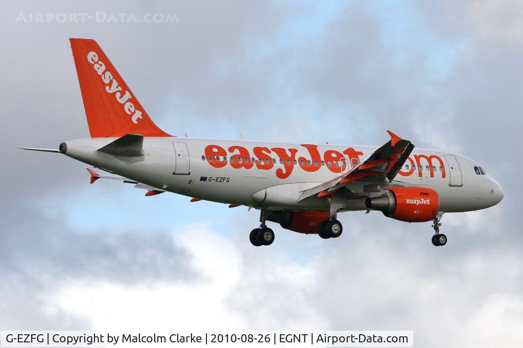 G-EZFG, 2009 Airbus A319-111 C/N 3845, Airbus A319-111 on short finals to 07 at Newcastle Airport in August 2010.