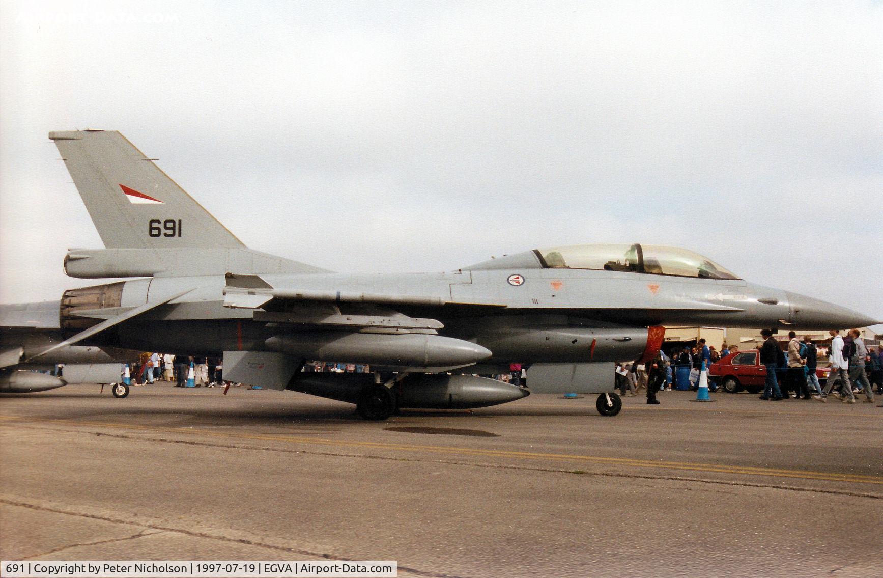 691, 1980 Fokker F-16B Fighting Falcon C/N 6L-10, F-16B Falcon, callsign Norwegian 5087 Charlie, of 334 Skv on display at the 1997 Intnl Air Tattoo at RAF Fairford.