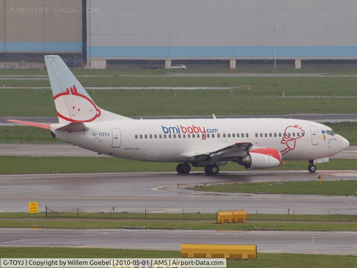 G-TOYJ, 1996 Boeing 737-36M C/N 28332, Ready for take off from the  Kaagbaan of Amsterdam airport