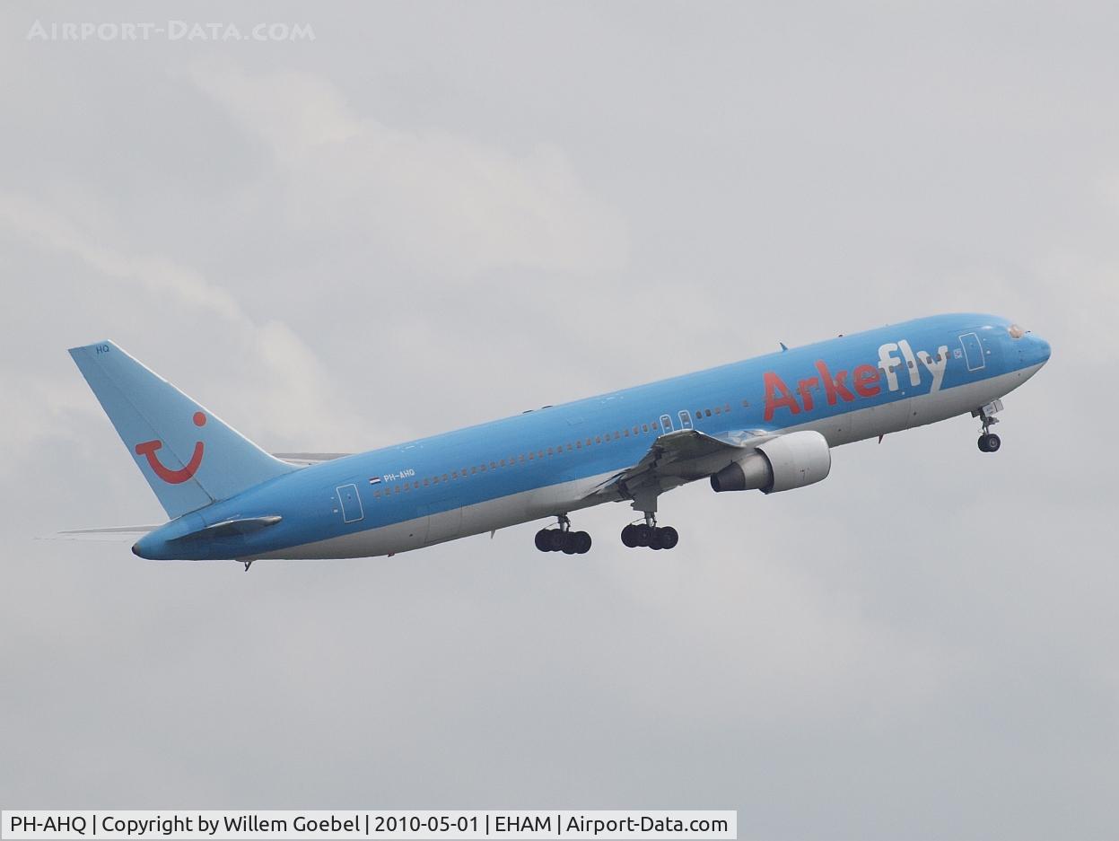PH-AHQ, 1990 Boeing 767-383 C/N 24477, Take off from the Aalsmeerbaan of Amsterdam airport