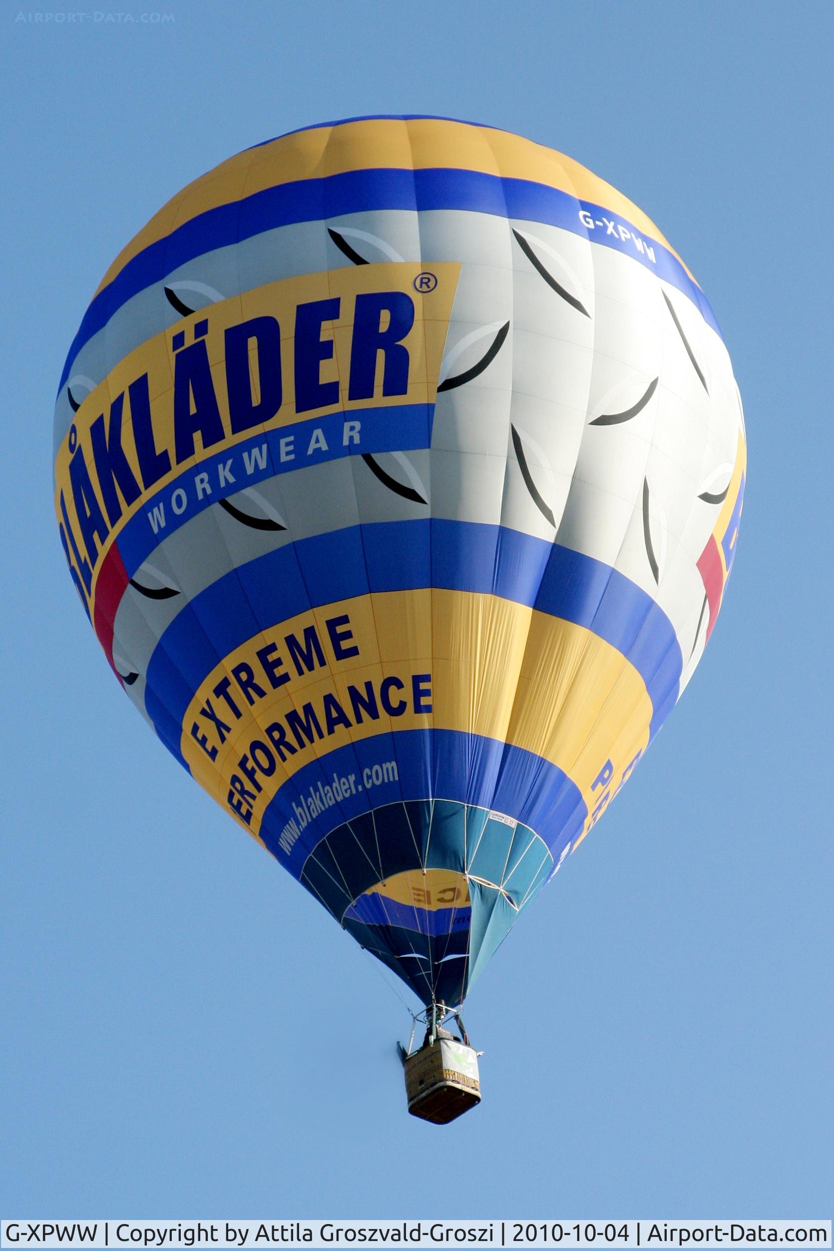 G-XPWW, 2008 Cameron Balloons TR-77 C/N 11063, 19th World Hot Air Balloon Championship, Debrecen-Hungary