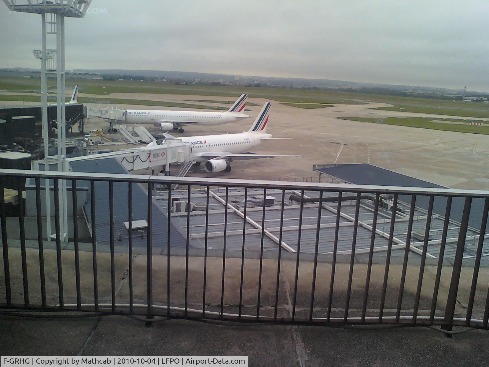 F-GRHG, 1999 Airbus A319-111 C/N 1036, Airbus A319-111

+ F-GMZB behin (Airbus A321-111)