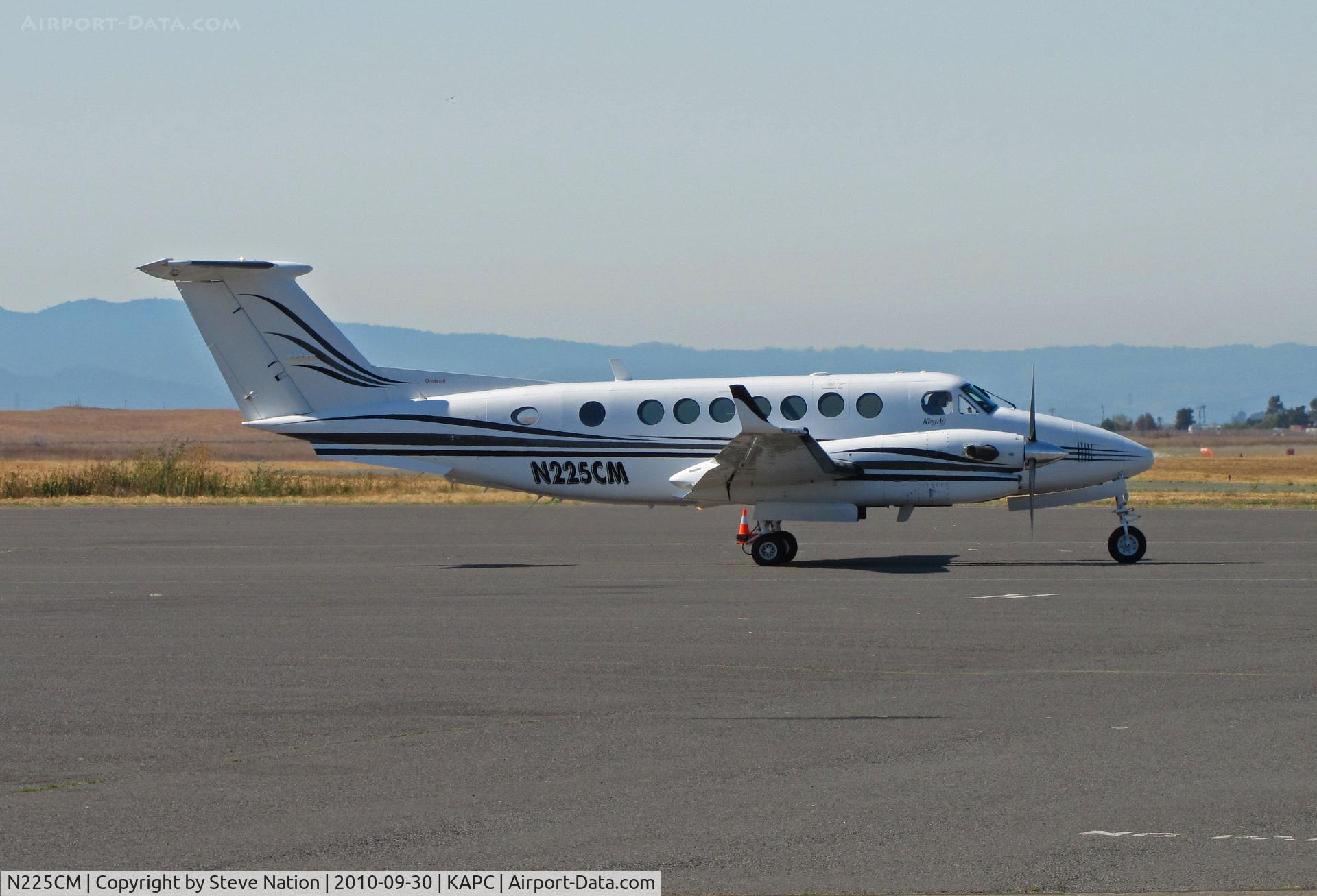 N225CM, Raytheon King Air 350 (B300) C/N FL-378, San Diego-based King Air B300 departing for parts unknown