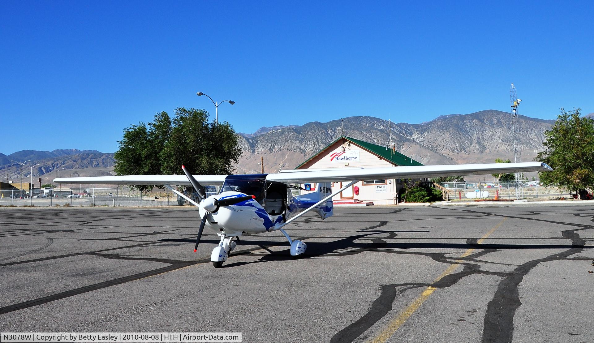 N3078W, 2006 Fantasy Air Allegro 2000 C/N 06-222, Fuel Stop at Hawthorne, NV