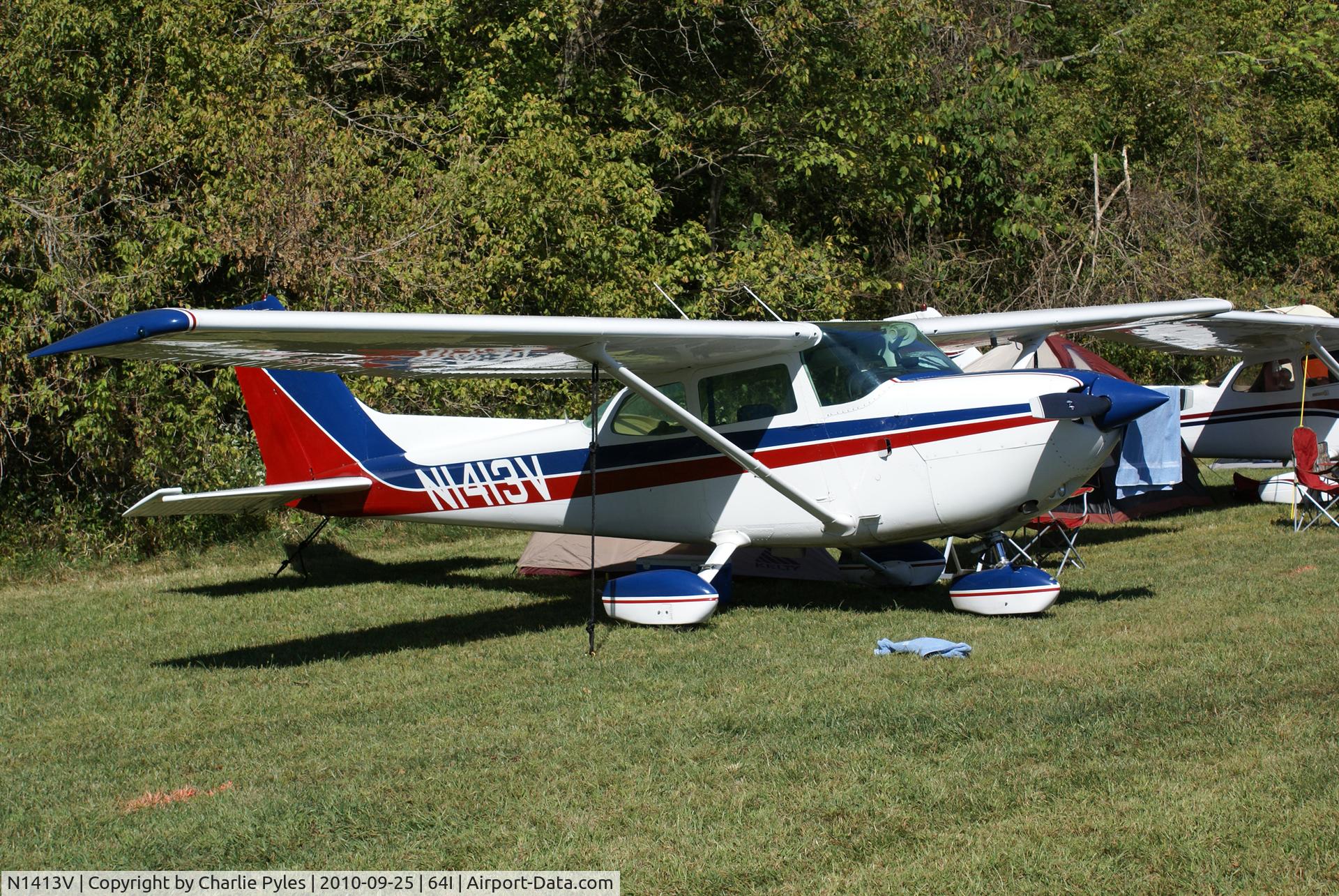 N1413V, 1976 Cessna R172K Hawk XP C/N R1722187, The world's best aviation photographers are our friends.