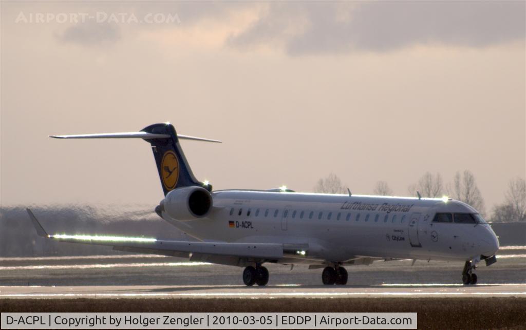 D-ACPL, 2002 Canadair CRJ-701ER (CL-600-2C10) Regional Jet C/N 10076, Early bird catches the cat!