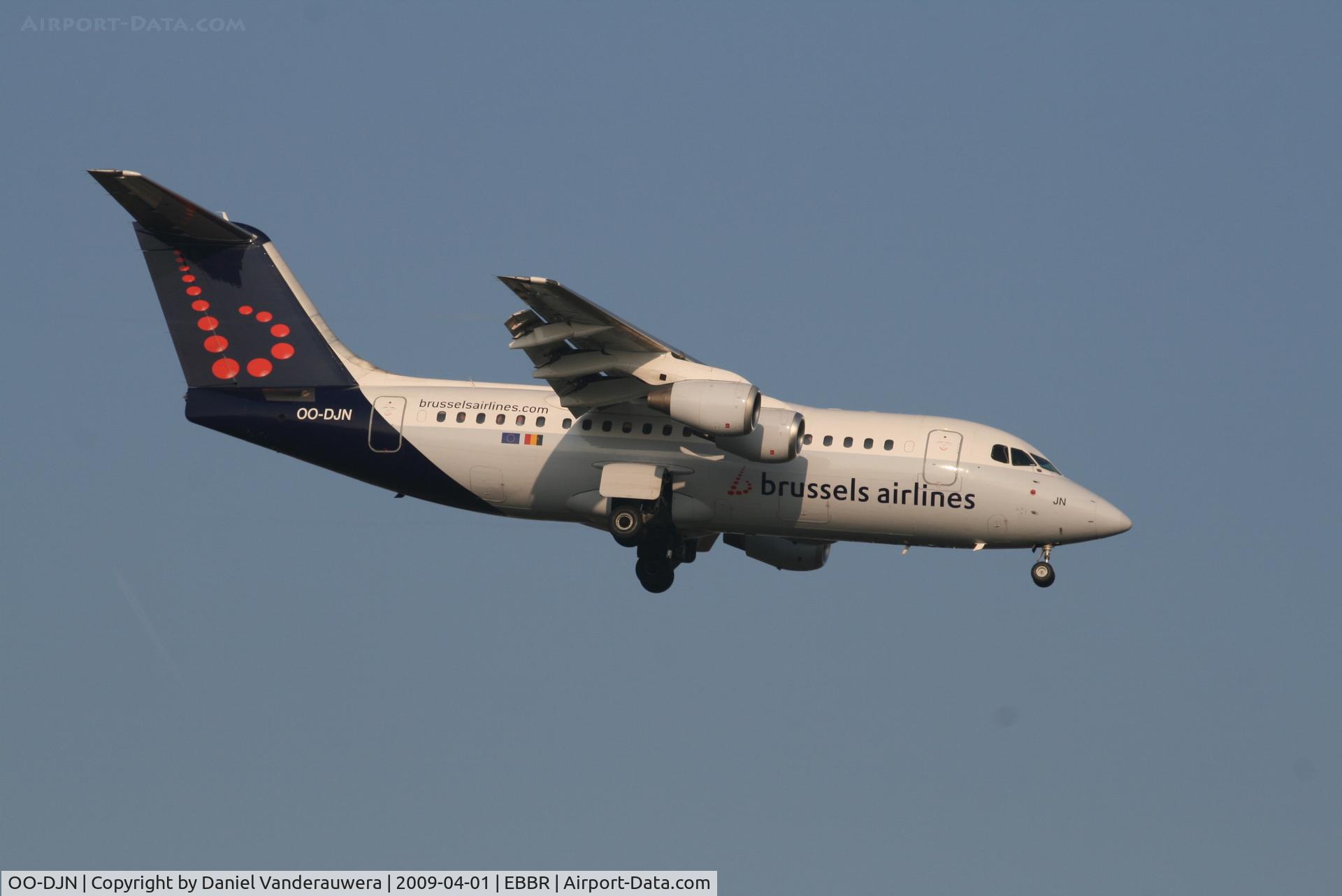 OO-DJN, 1995 British Aerospace Avro 146-RJ85 C/N E.2275, Flight SN2910 is descending to RWY 02