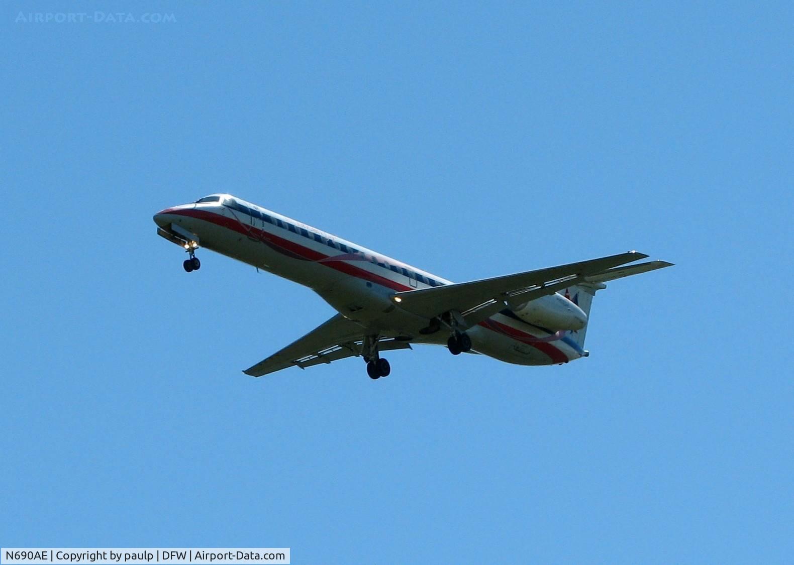 N690AE, 2004 Embraer ERJ-145LR (EMB-145LR) C/N 14500858, Final for 36L at DFW.
