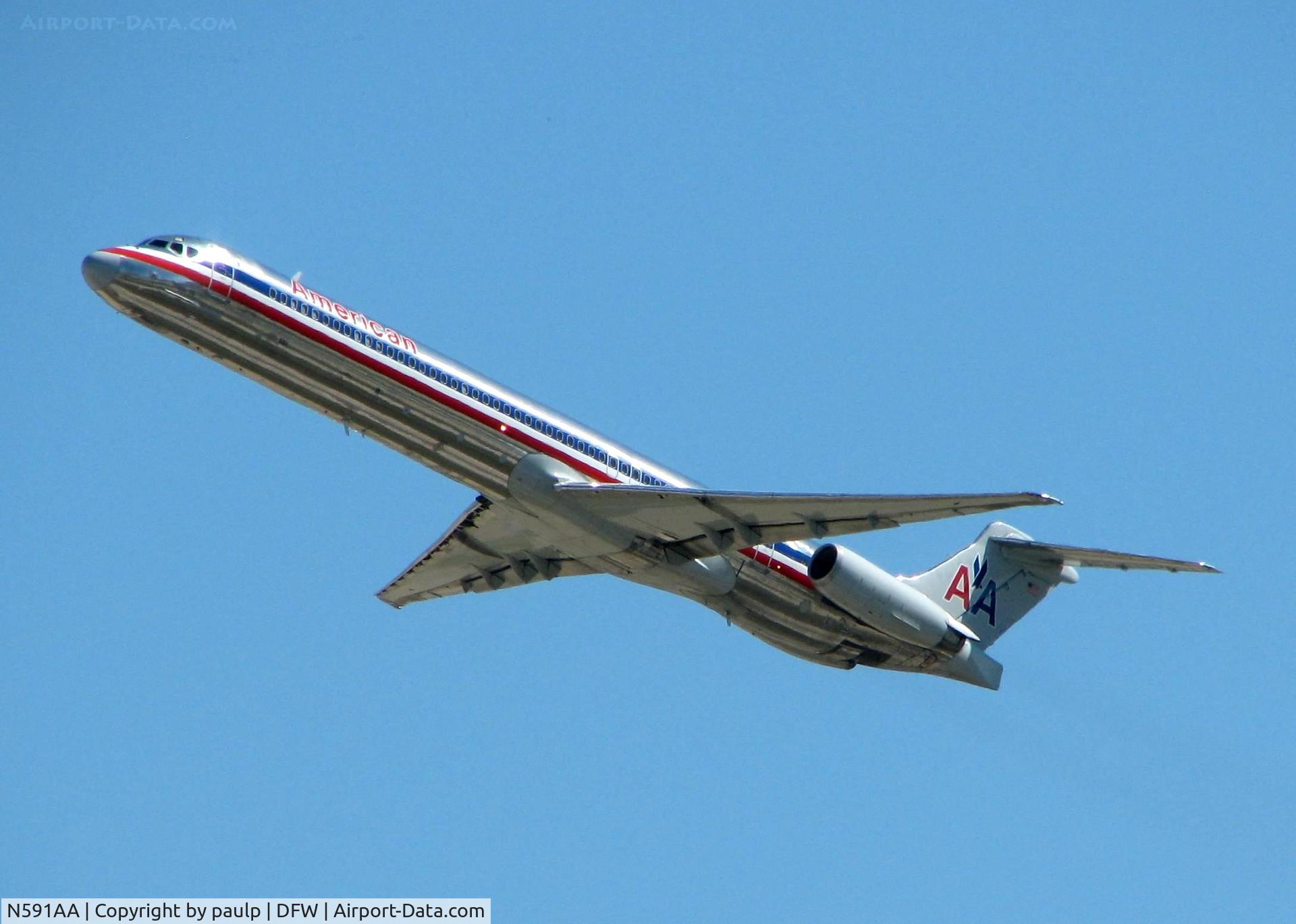 N591AA, 1991 McDonnell Douglas MD-83 (DC-9-83) C/N 53254, Off of 36R at DFW.