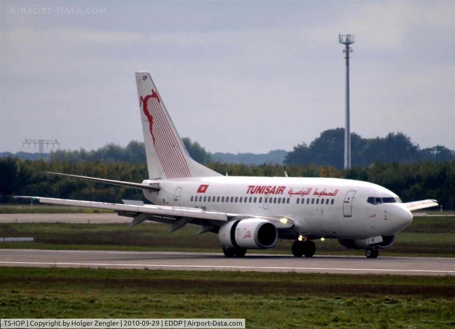 TS-IOP, 2000 Boeing 737-6H3 C/N 29500, Arrival from Monastir.