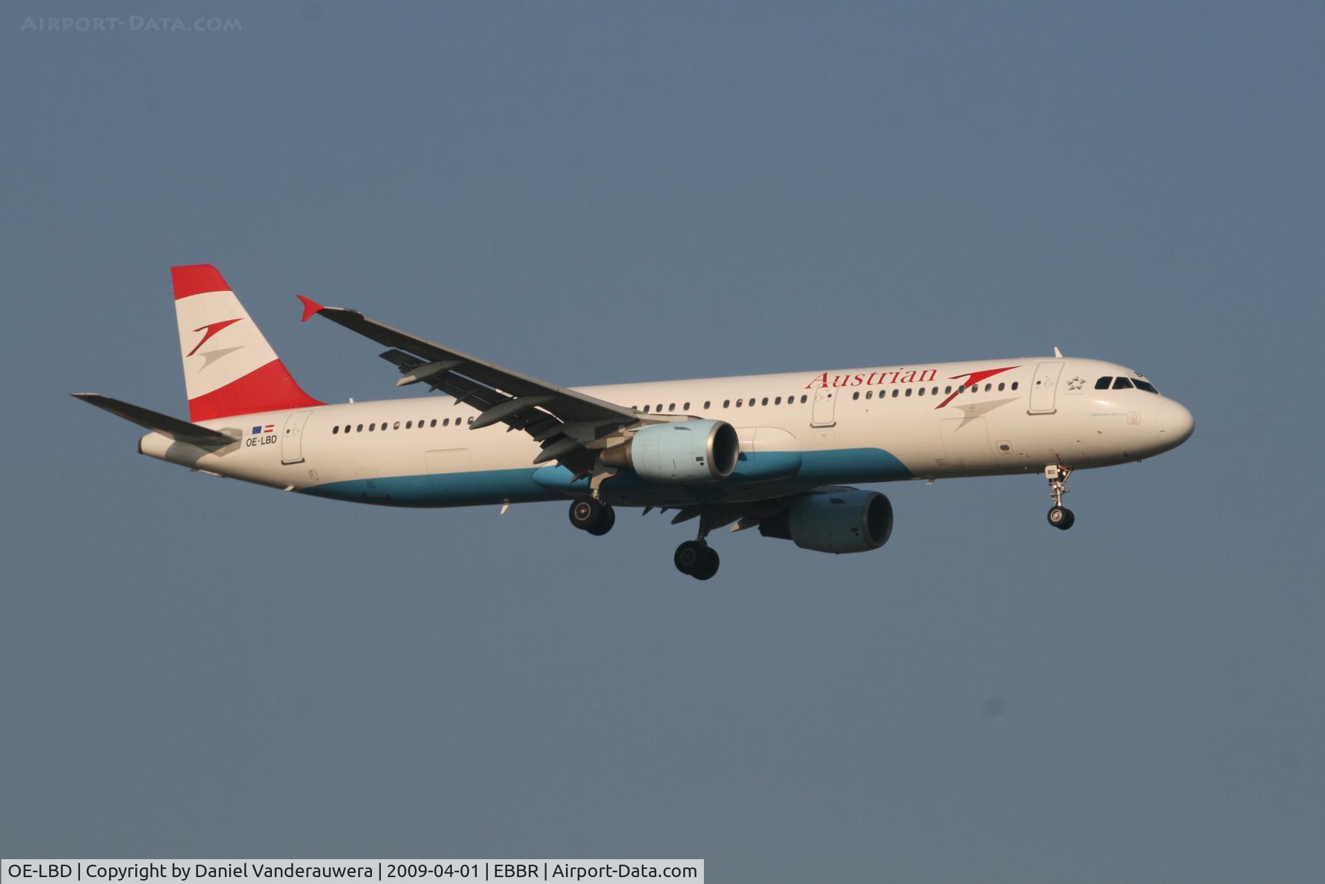 OE-LBD, 1998 Airbus A321-211 C/N 920, arrival of flight OS351  to RWY 02