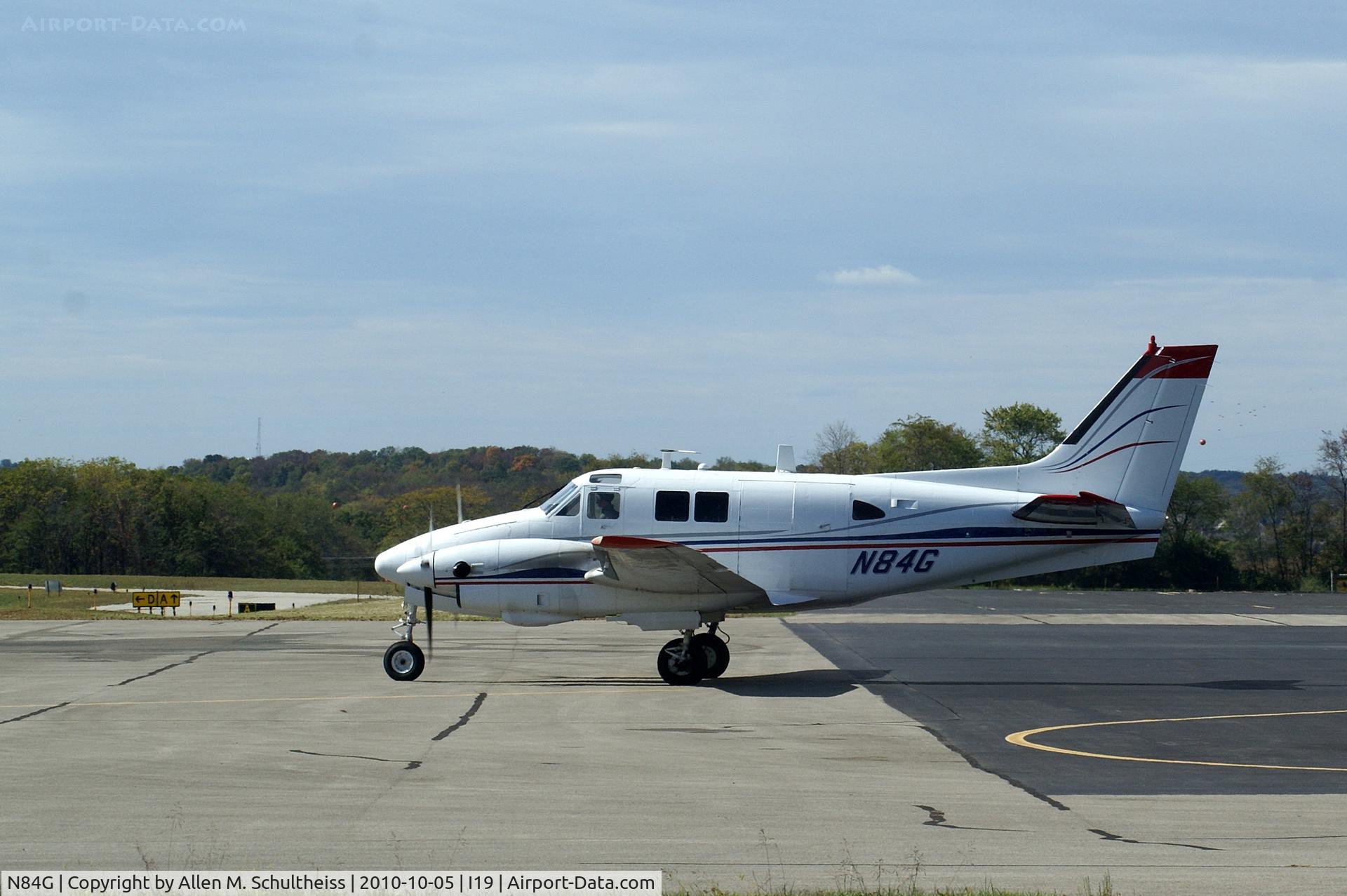 N84G, 1966 Beech U-21A Ute C/N LM-33, 1966 Beech 65-A90-1