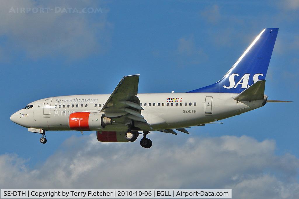 SE-DTH, 1999 Boeing 737-683 C/N 28313, SAS Boeing 737-683, c/n: 28313 at Heathrow
