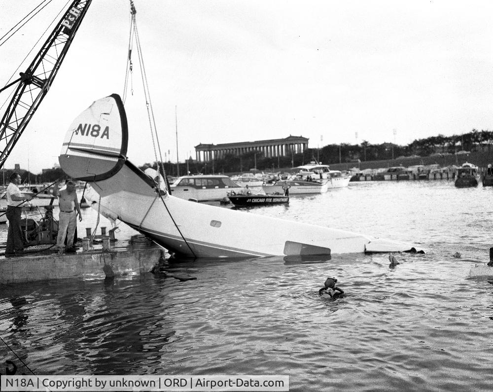 N18A, Lockheed PV-1 C/N 5271, Crash of super ventura (PV1) N18A in lake MI.
Rod Mckay photo