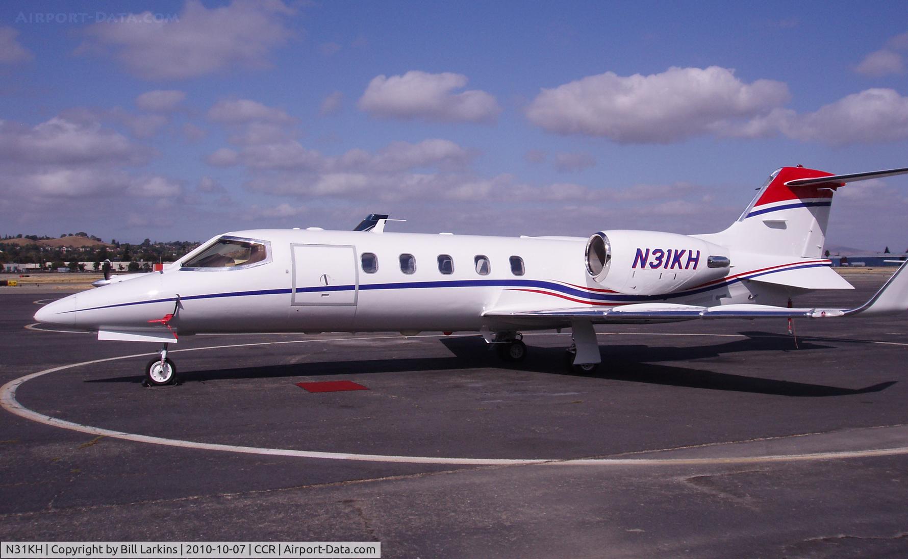 N31KH, 1999 Learjet Inc 31A C/N 173, Visitor