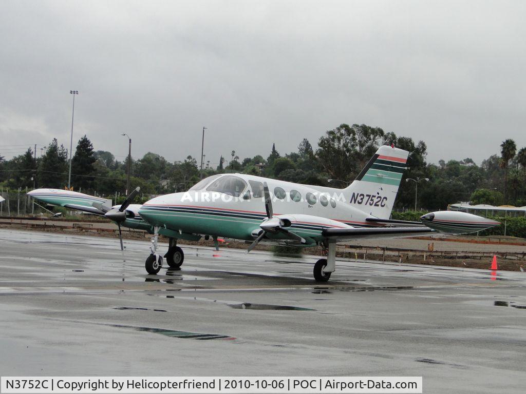 N3752C, 1975 Cessna 414 Chancellor C/N 414-0819, Parked out in the rain