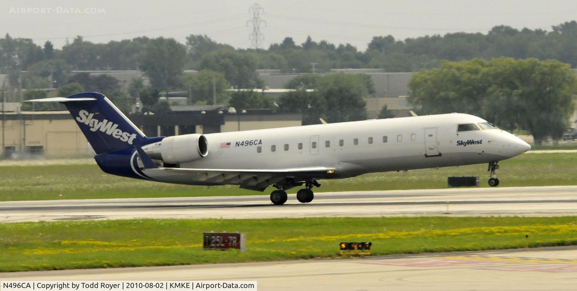 N496CA, 2003 Bombardier CRJ-200ER (CL-600-2B19) C/N 7791, ARRIVING MKE