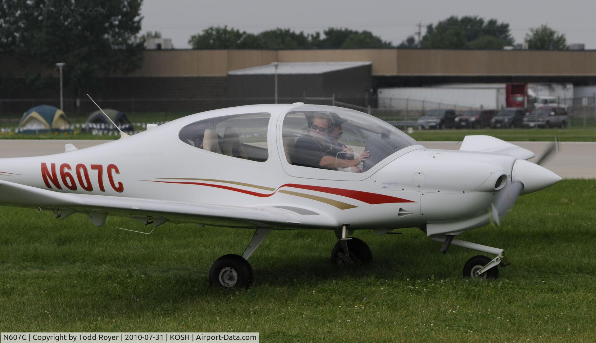 N607C, 2001 Diamond DA-40-180 Diamond Star C/N 40068, EAA AIRVENTURE 2010