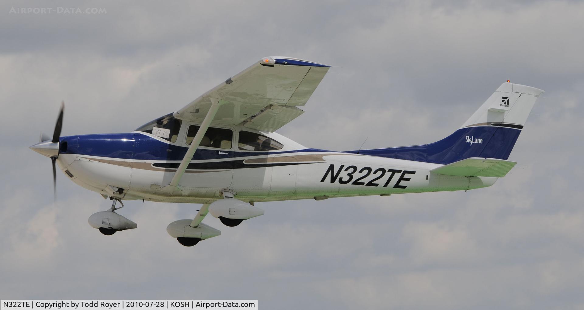 N322TE, 2004 Cessna 182T Skylane C/N 18281372, EAA AIRVENTURE 2010