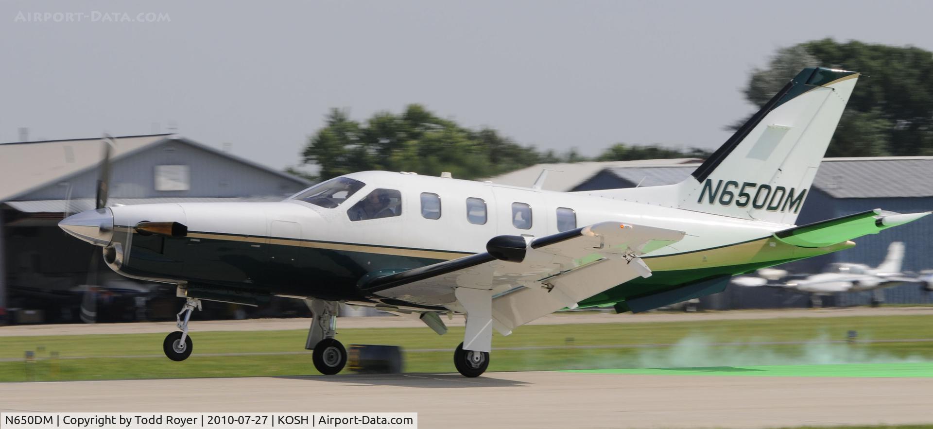 N650DM, 1993 Socata TBM-700 C/N 85, EAA AIRVENTURE 2010