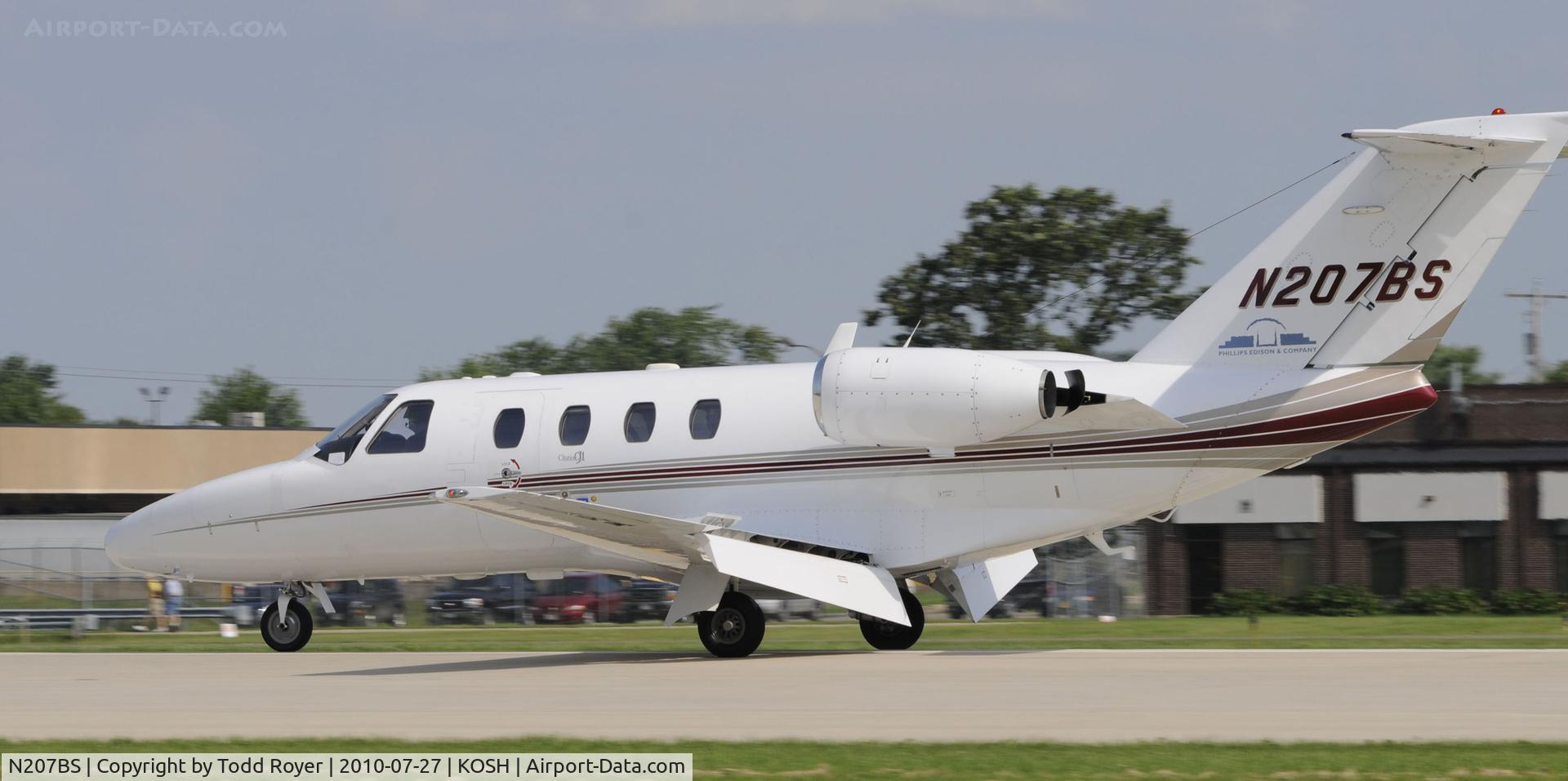 N207BS, 2001 Cessna 525 CitationJet CJ1 C/N 525-0445, EAA AIRVENTURE 2010