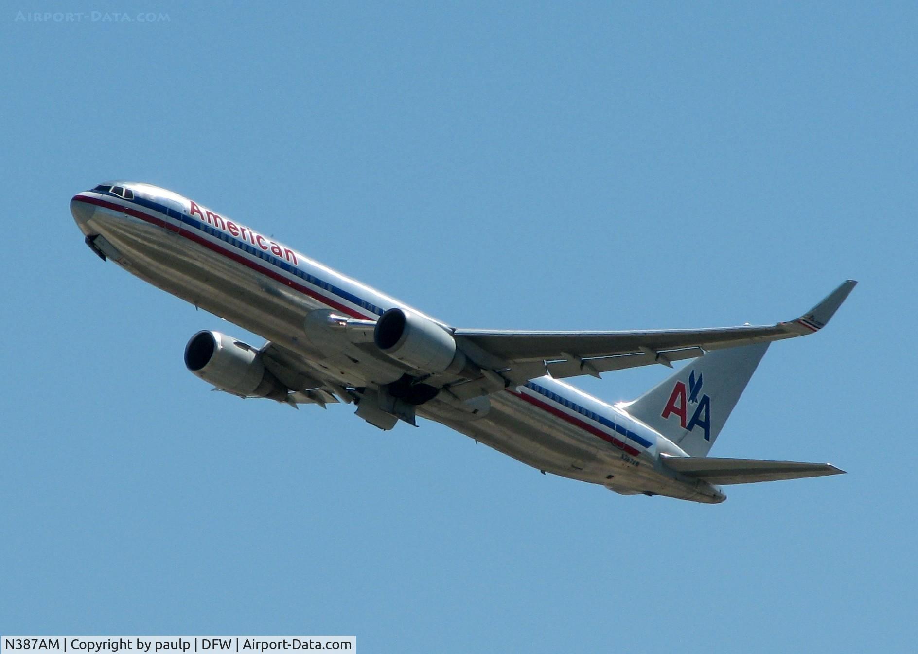 N387AM, 1994 Boeing 767-323 C/N 27184, Off of 36R at DFW.