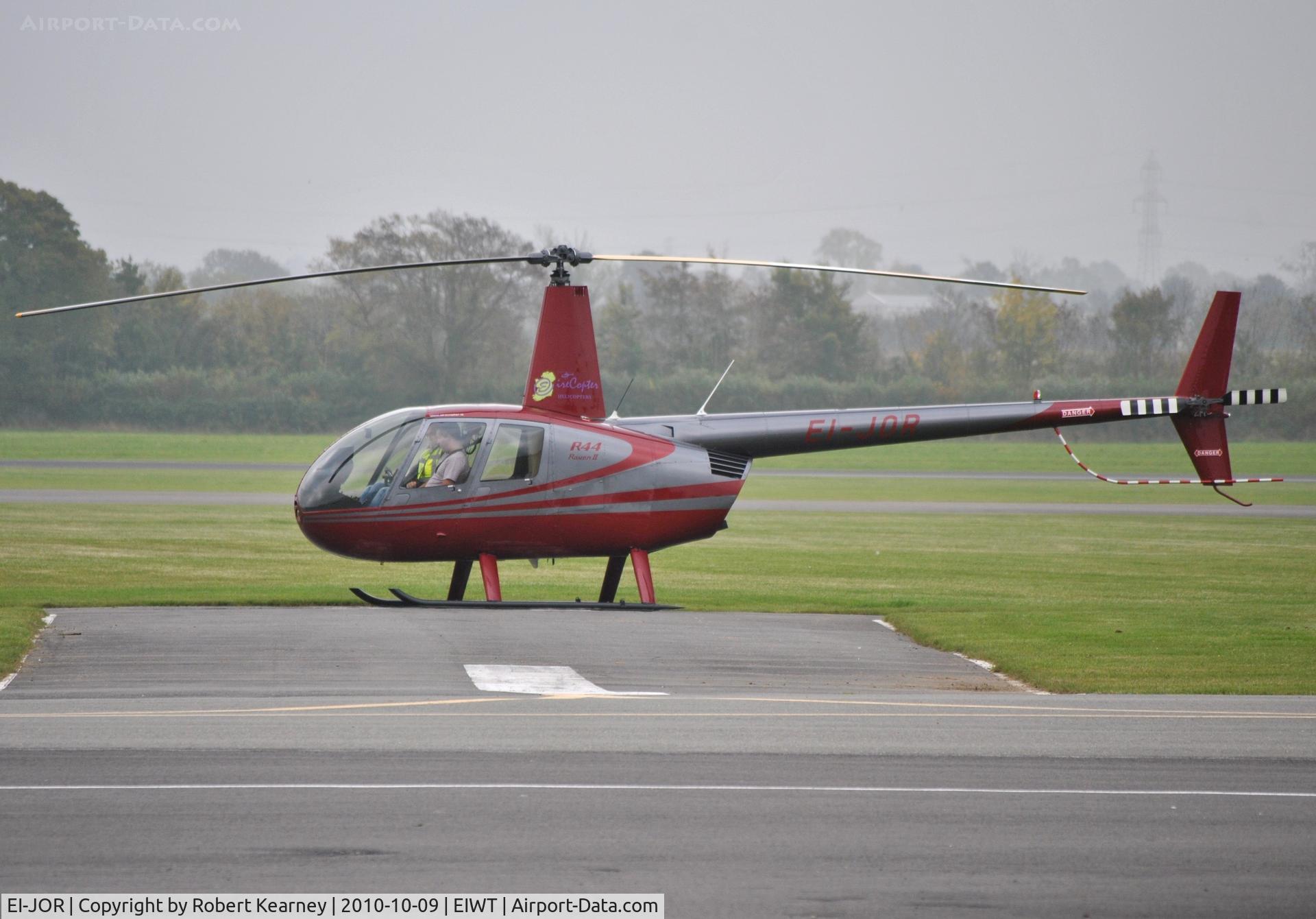 EI-JOR, 2008 Robinson R44 Raven II C/N 12426, Preparing for lift-off